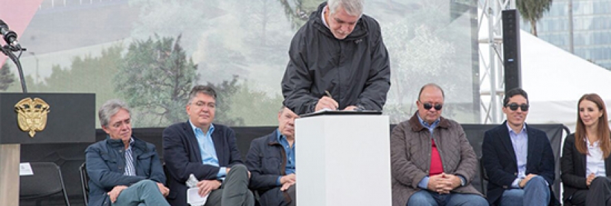 Alcalde Enrique Peñalosa firma el Plan Parcial Ciudad CAN