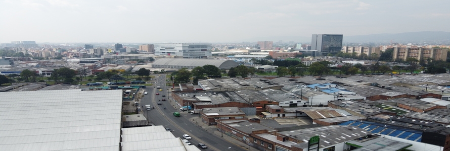 Panorámica Zona Industrial, localidad Puente Aranda. 