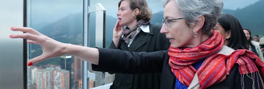 Secretaria distrital de Planeción, María Mercedes Jaramillo, compartiendo la visión de ciudad con Mariana Mazzucato
