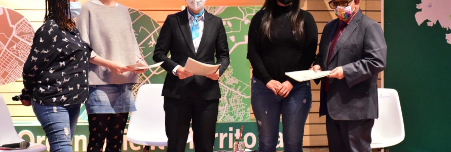 Alcaldesa y funcionarios de la Secretaría Distrital de Planeación y del Consejo Territorial de Plane