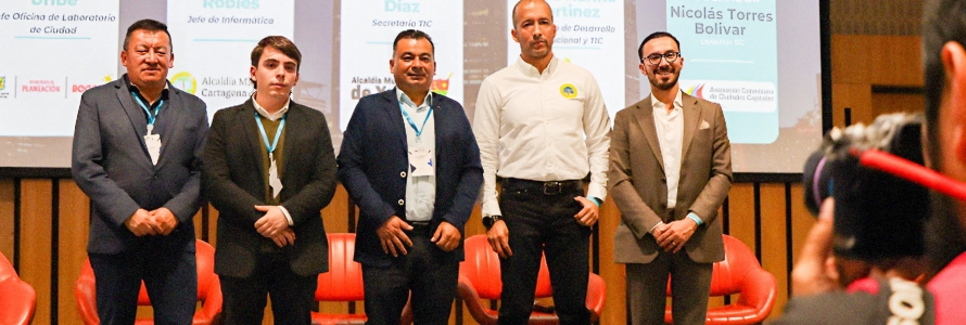Juan Esteban Uribe, jefe de la Oficina de Laboratorio de Ciudad, hizo  presencia por parte de la Secretaría Distrital de Planeación en la Edición Especial en Inteligencia Artificial de Expo i 2024.