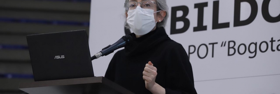 Secretaria distrital de Planeación, María Mercedes Jaramillo, en el cabildo abierto del POT, 