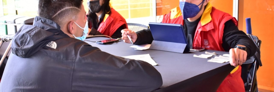 Funcionarios en atención a la ciudadanía.