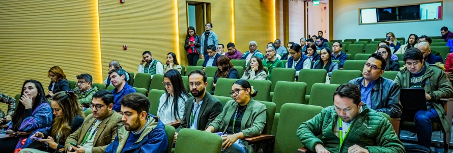 Asistentes a los espacios presenciales de retroalimentación regional.